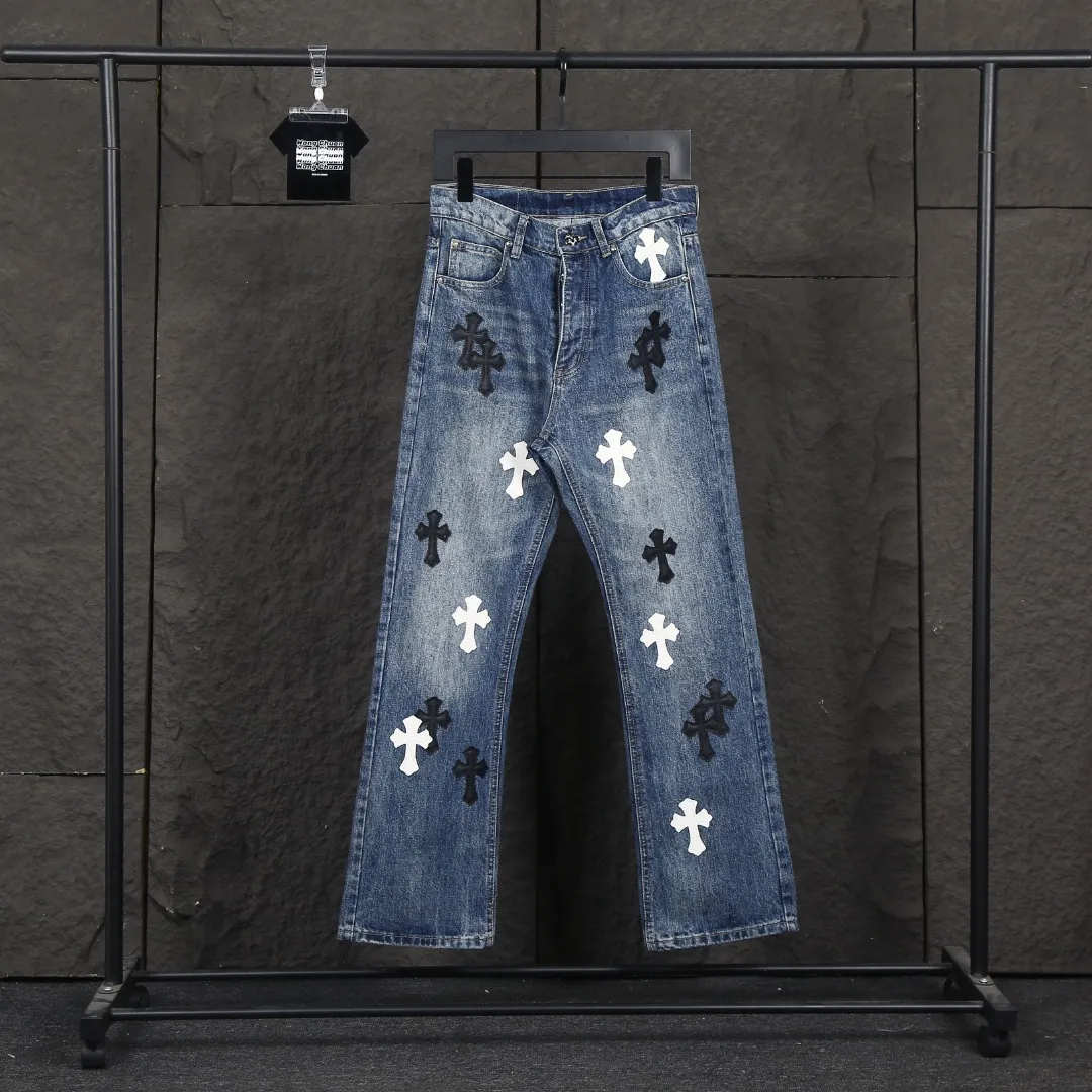 P260 Actual photo [High quality] Code: 25017# Color: Ice blue Size: S/28 to Fermentation wash and soft color fixation, soft and thick to wear. Details are all hand-polished and made with craftsmanship. All-over jacquard fabric has a unique design style. Multiple processes have been used to create a full retro feel. A niche and unique non-contrast shirt. Customized distressed spray-painted buttons. Every detail is crafted with craftsmanship.
